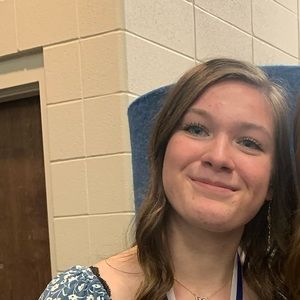 Meet your Posher, Tabitha